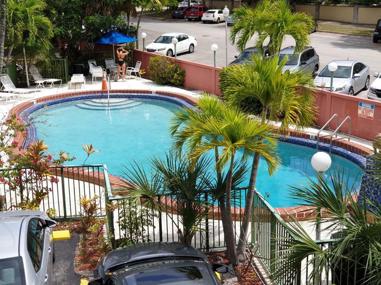 Hotel Chateaubleau Coral Gables Exteriér fotografie